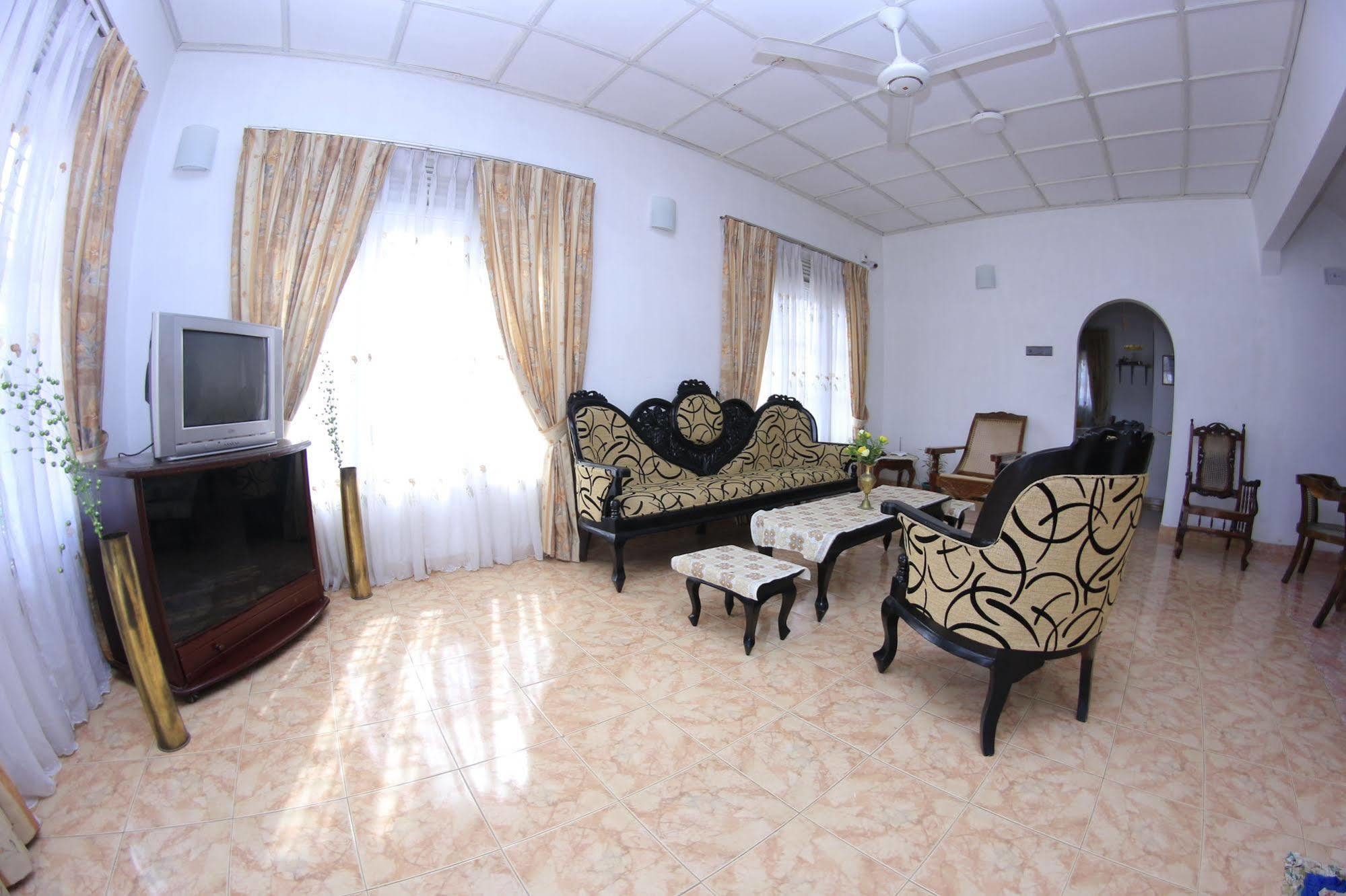 White Villa فيليغاما المظهر الخارجي الصورة