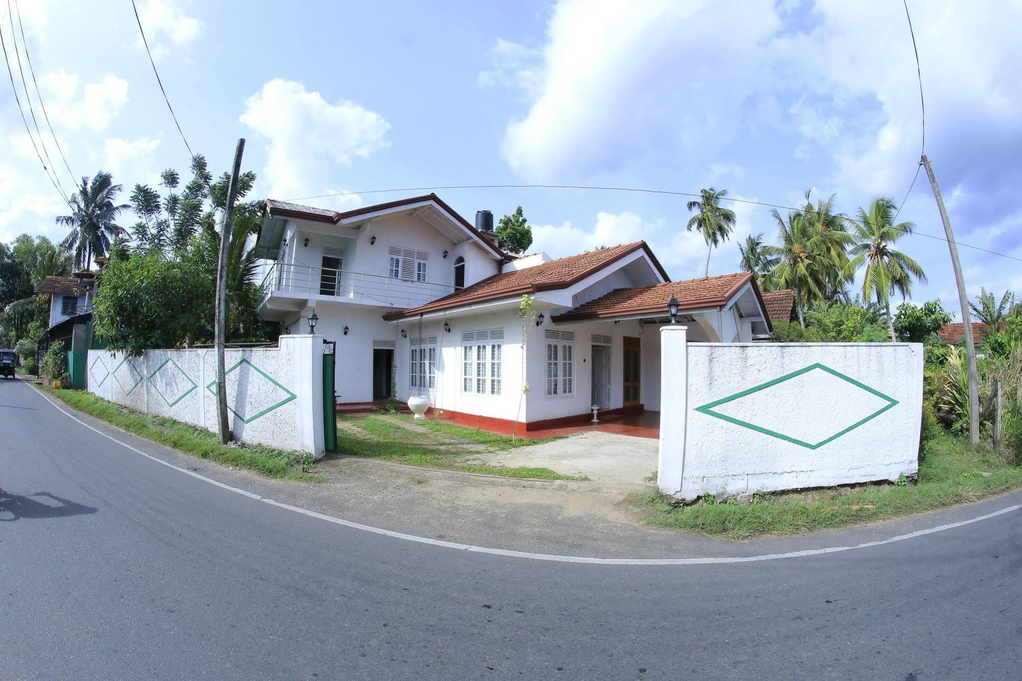 White Villa فيليغاما المظهر الخارجي الصورة